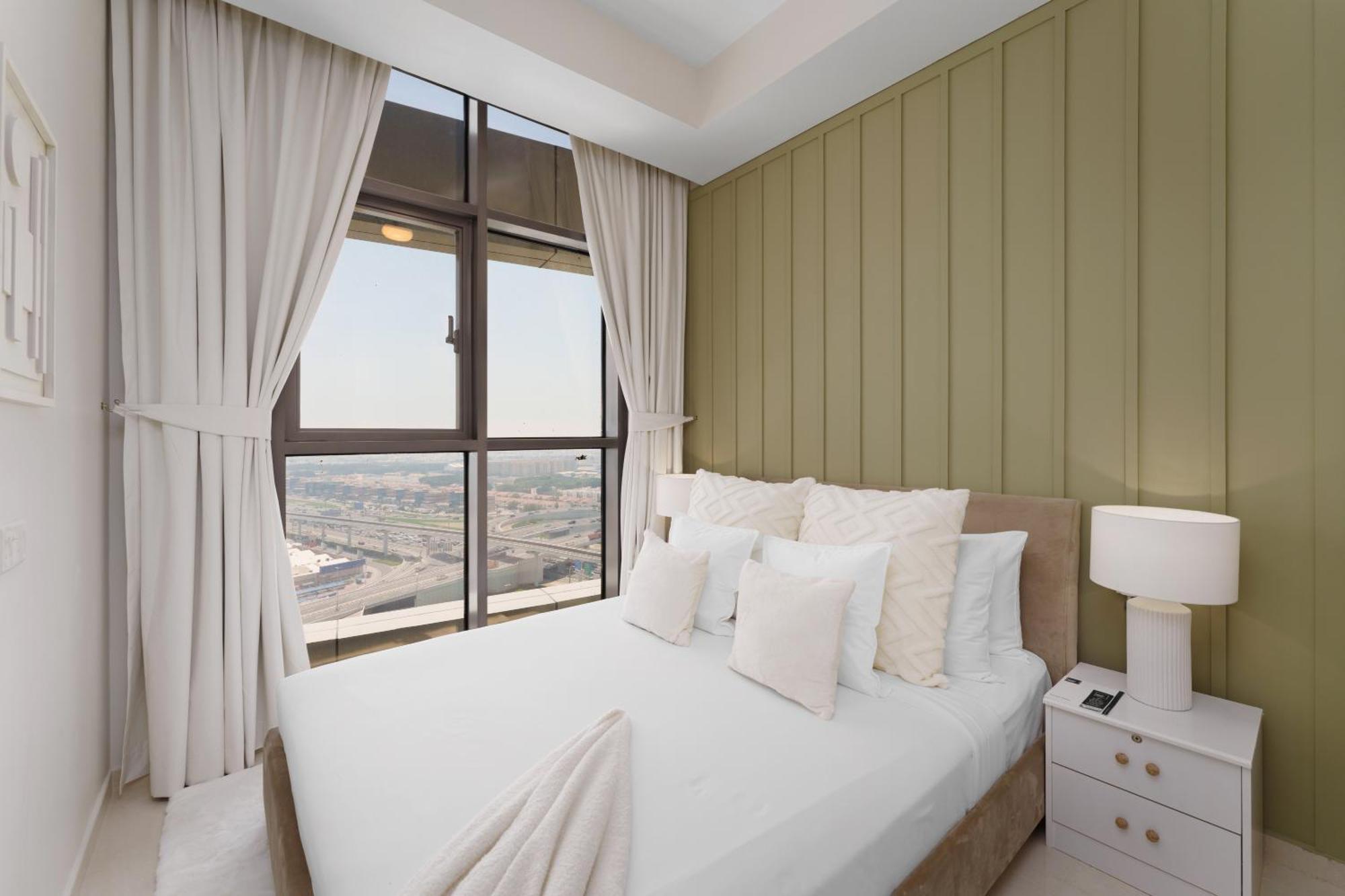 Maison Privee - Chic Retreat In Prime Location Apartment Dubai