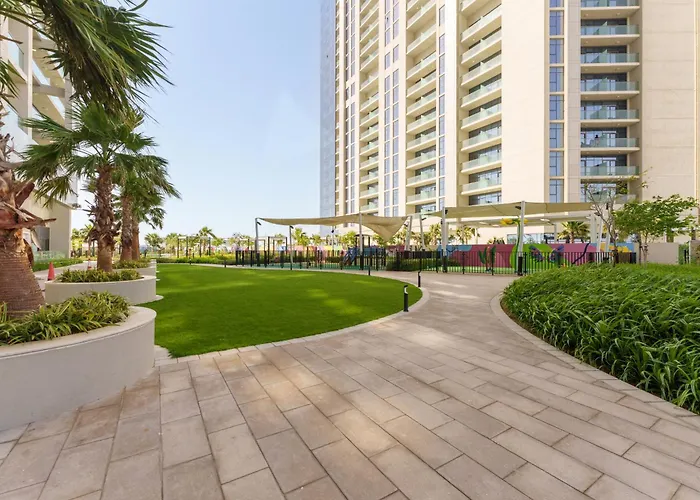 Maison Privee - City Chic Retreat In Dubai Prime Location