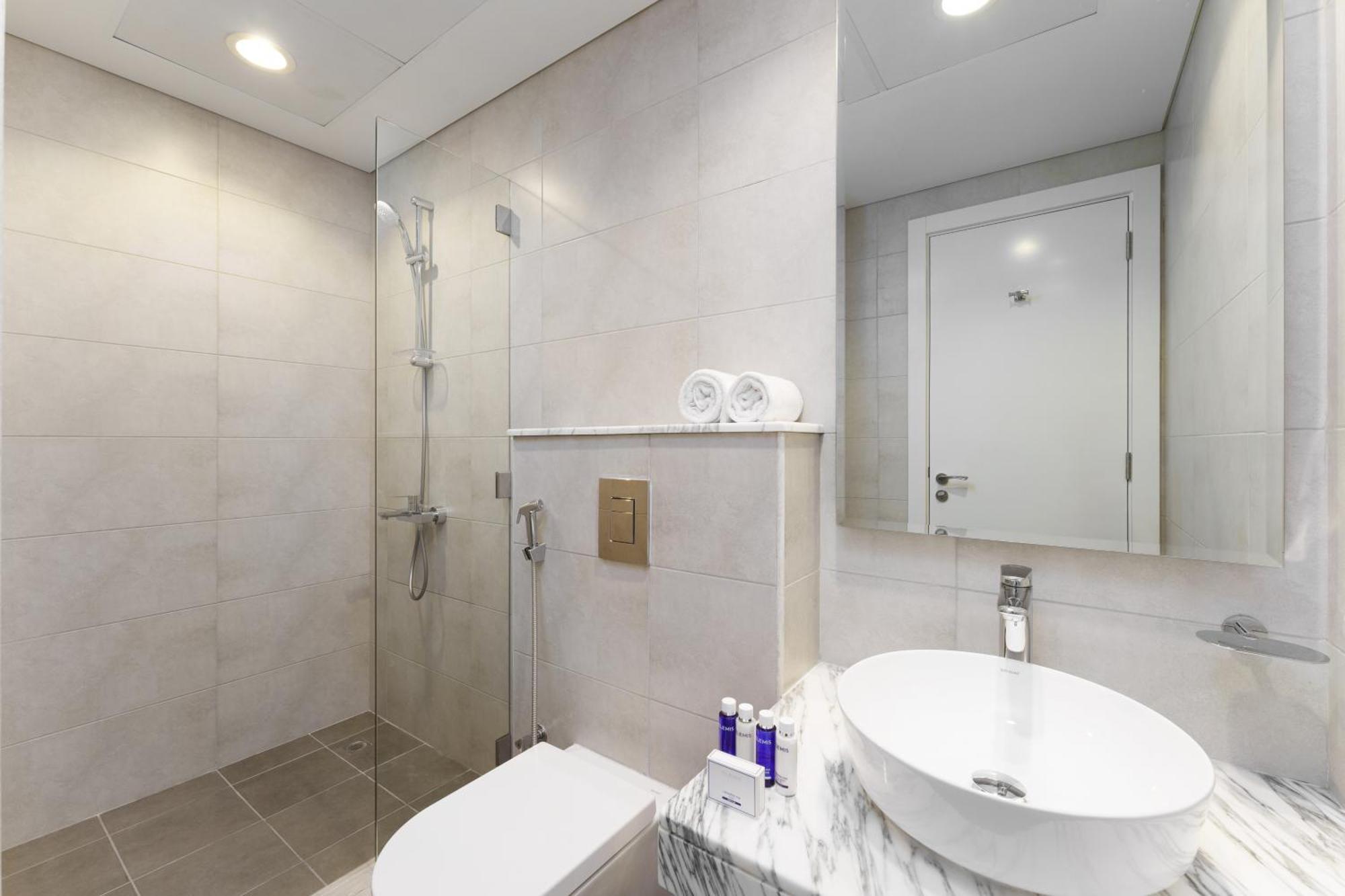 Apartment Maison Privee - Chic Retreat In Prime Location Dubai